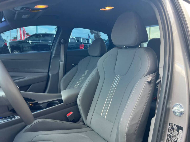 2023 Hyundai Elantra