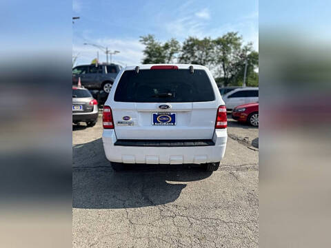 2010 Ford Escape XLS