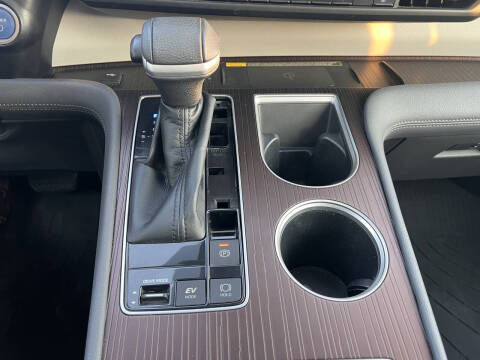 2021 Toyota Sienna XLE 8-Passenger