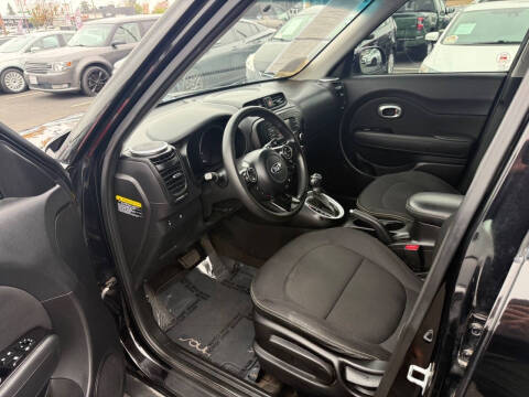 2014 Kia Soul +