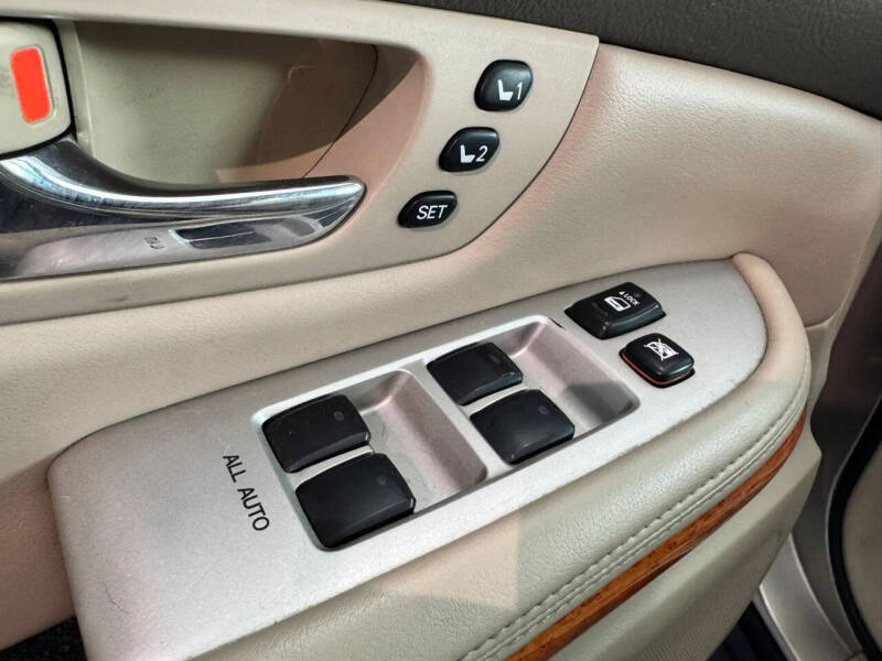 2005 Lexus RX 330