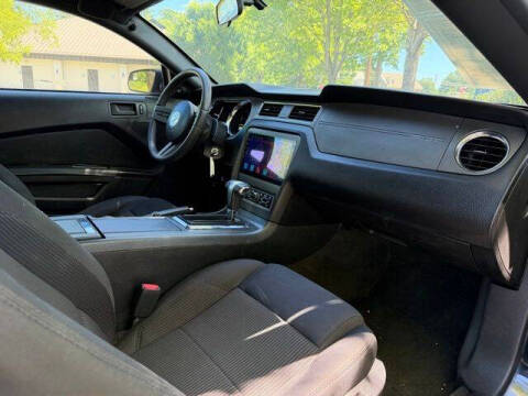 2012 Ford Mustang V6