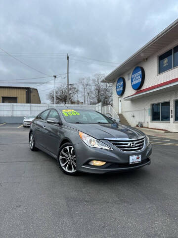 2014 Hyundai Sonata for sale at Auto Land Inc in Crest Hill IL