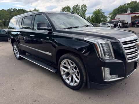 2017 Cadillac Escalade ESV Platinum