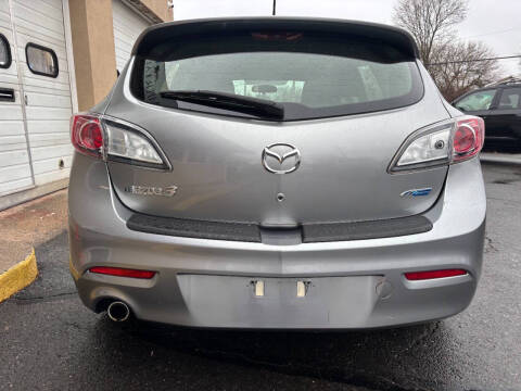 2013 Mazda MAZDA3 i Touring