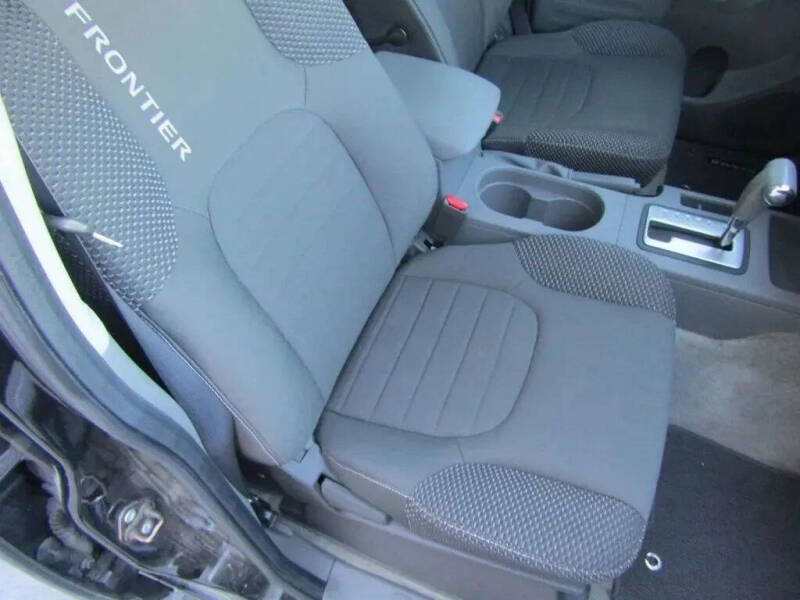 2016 Nissan Frontier Desert Runner