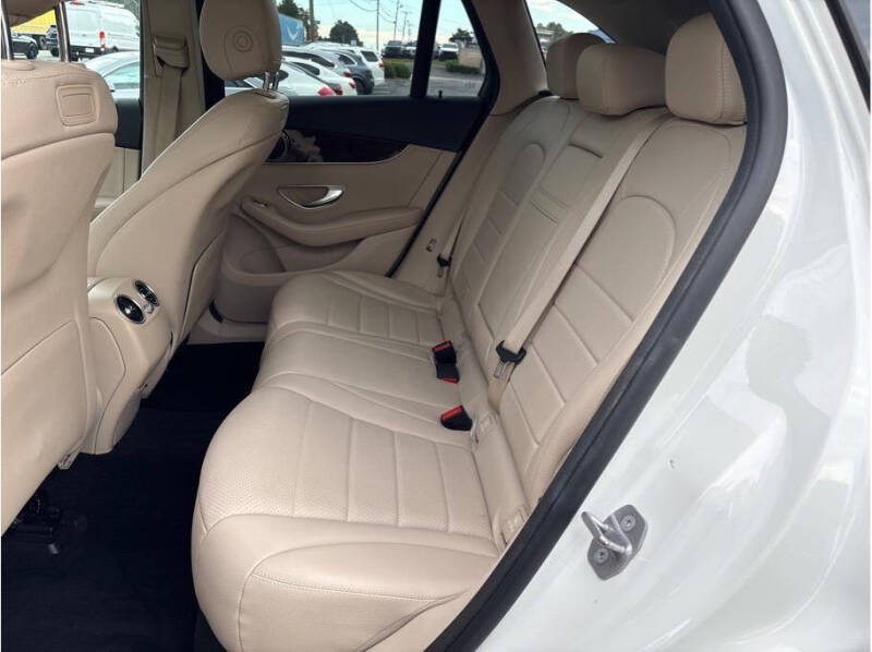 2018 Mercedes-Benz GLC GLC 300