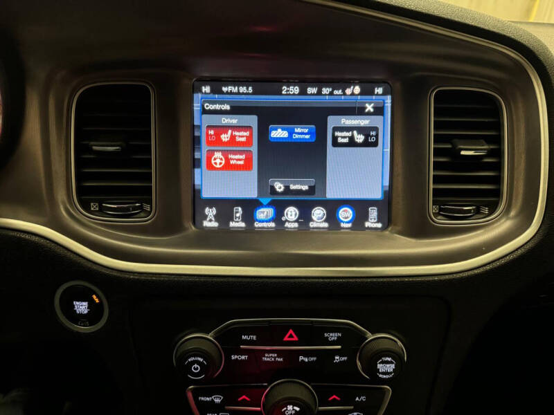 2019 Dodge Charger SXT