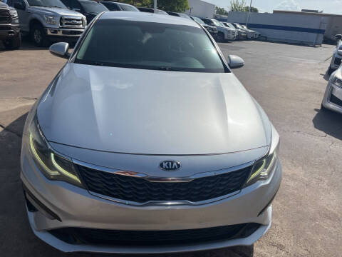 2019 Kia Optima LX