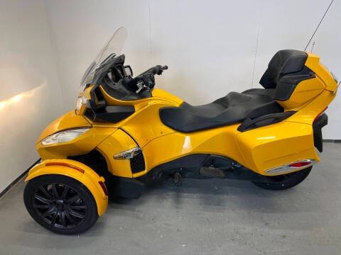 2013 Can-Am Spyder RT-S SM5
