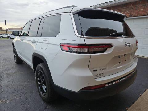 2023 Jeep Grand Cherokee L Laredo