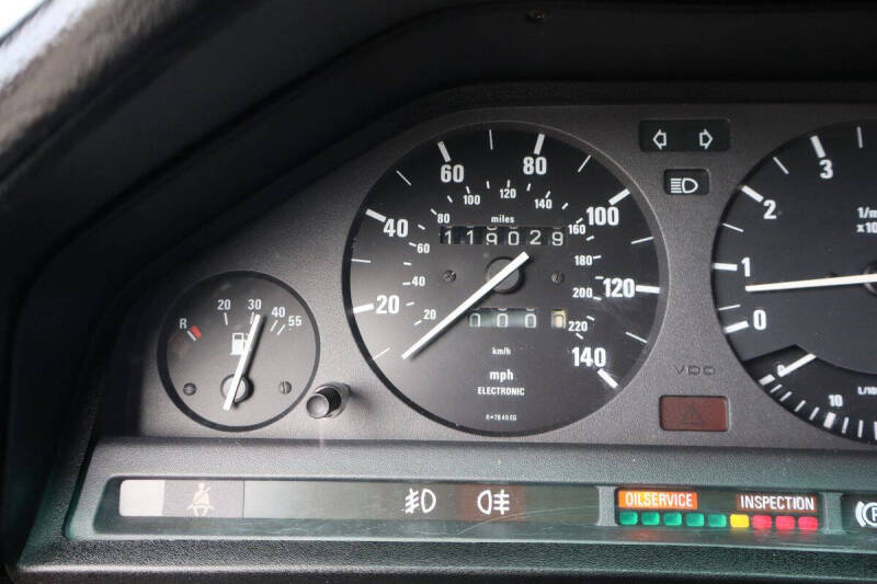 1984 BMW E30