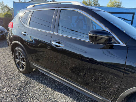 2017 Nissan Rogue SL