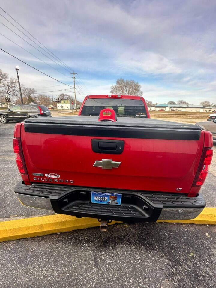 2011 Chevrolet Silverado 1500 for sale at GREATNESS AUTO SALES in Green Bay, WI