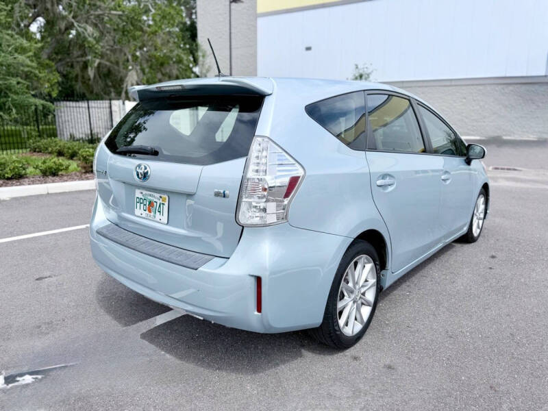 2012 Toyota Prius v Five