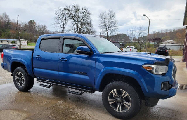 2018 Toyota Tacoma for sale at COOPER AUTO SALES in ONEIDA, TN