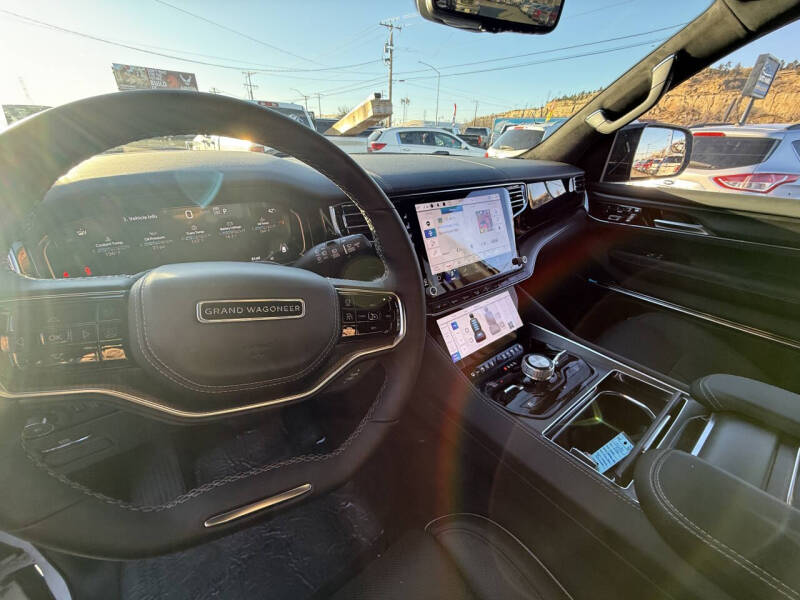 2024 Jeep Grand Wagoneer Obsidian