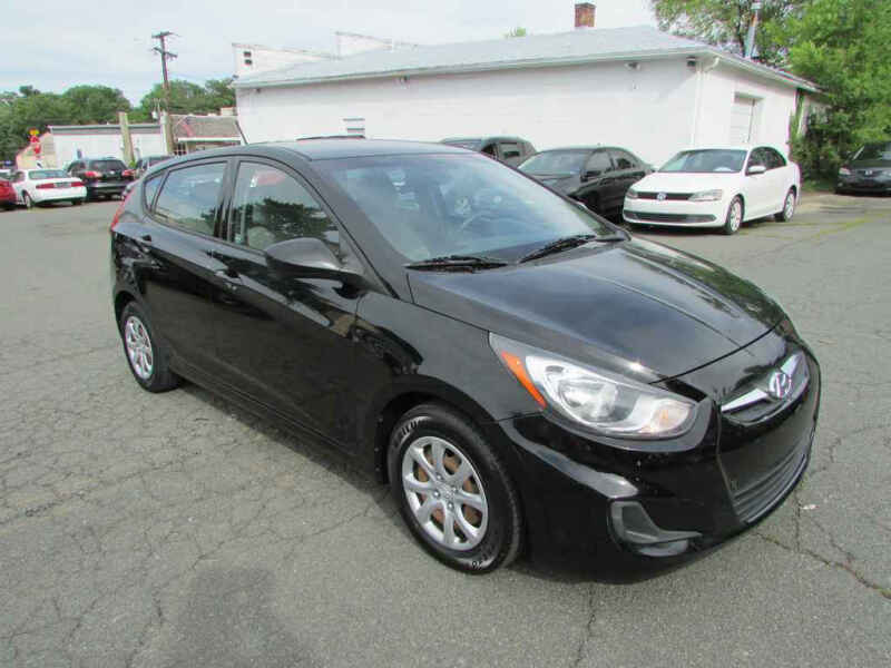 2013 Hyundai Accent GS