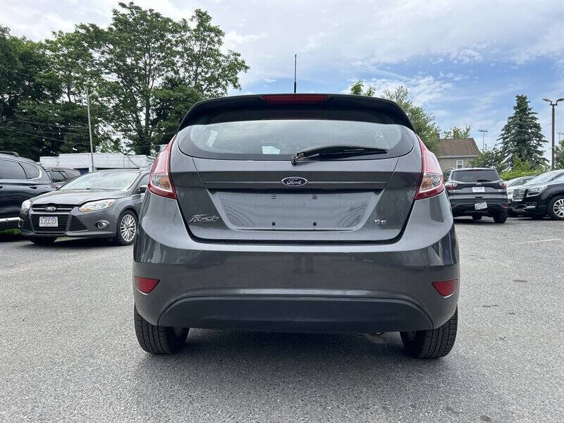 2016 Ford Fiesta SE