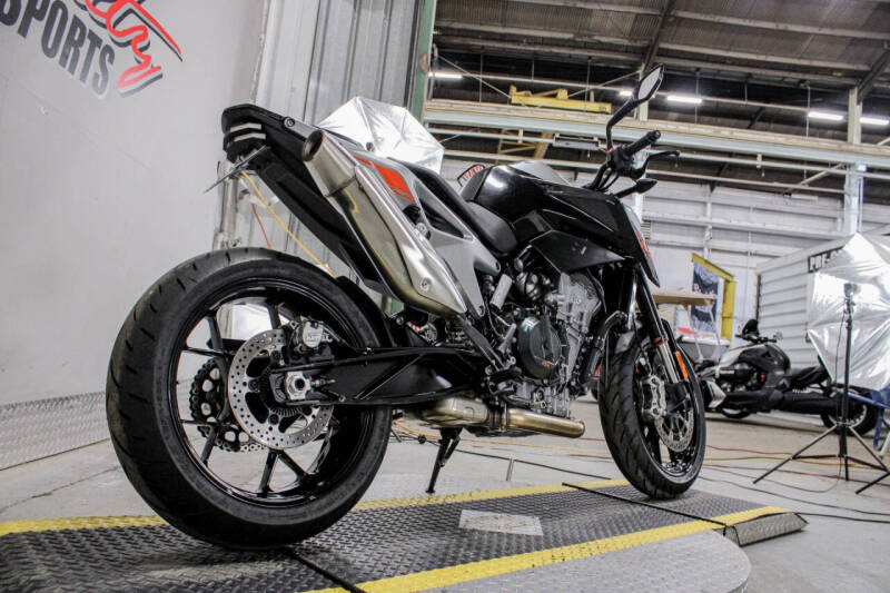 2019 KTM 790 Duke