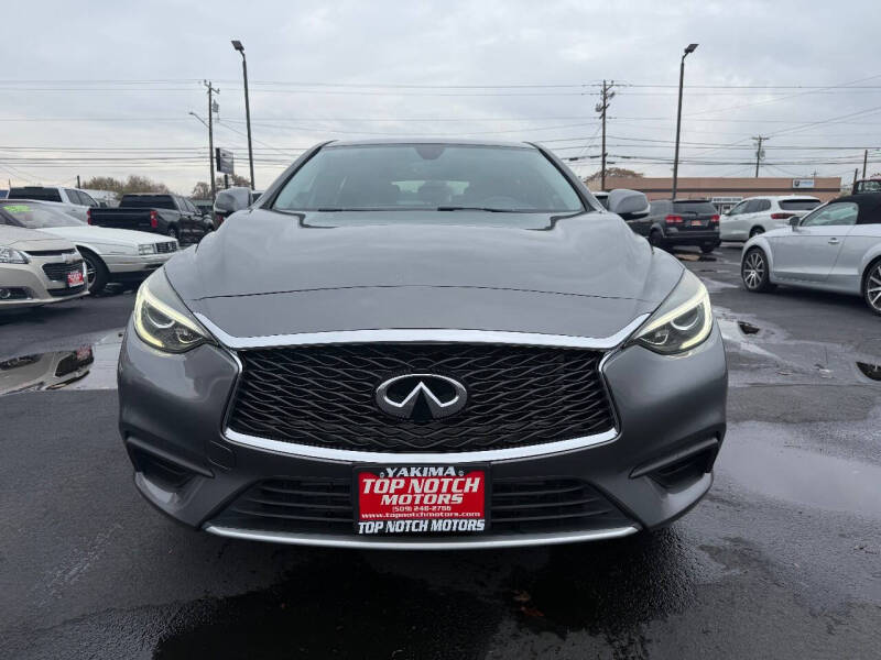 2018 Infiniti QX30 Luxury