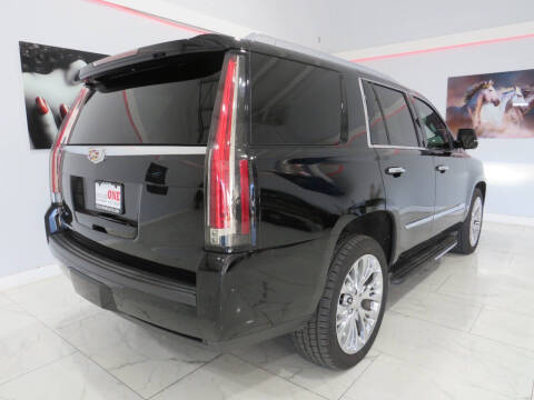 2015 Cadillac Escalade Luxury