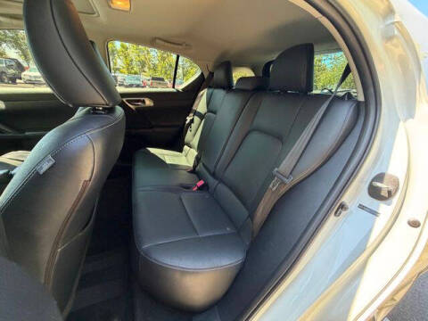 2013 Lexus CT 200h