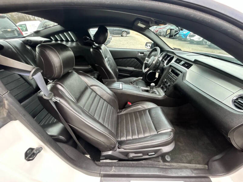 2013 Ford Mustang V6 Premium