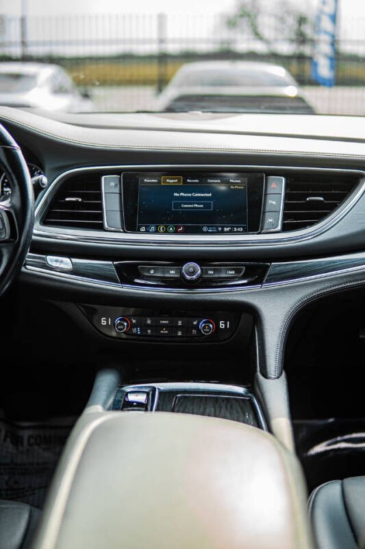 2024 Buick Enclave Premium