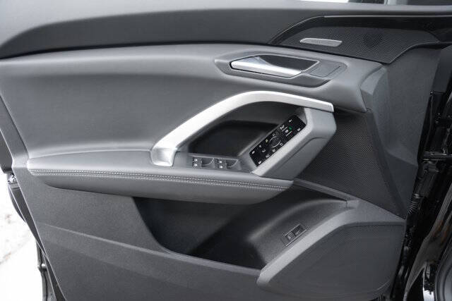 2025 Audi Q5 quattro Premium Plus TFSI