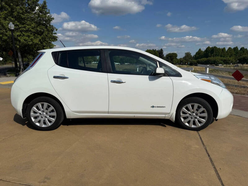 2015 Nissan LEAF