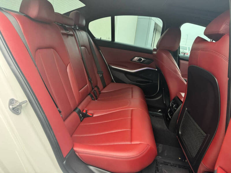 2022 BMW 3 Series 330i