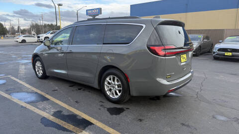 2022 Chrysler Pacifica Touring L