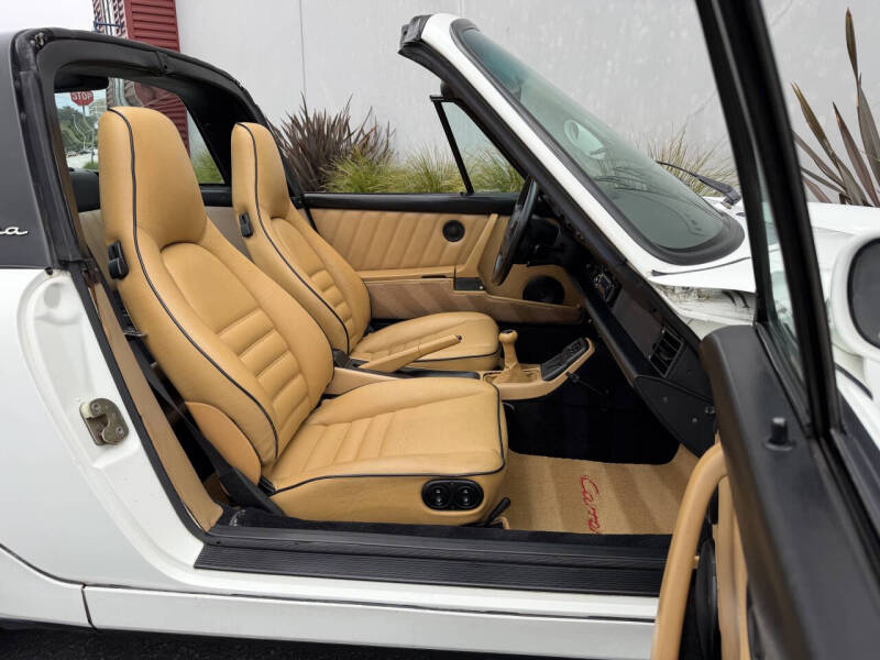 1992 Porsche 911 Carrera 2