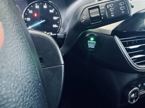 2021 Ford Escape Hybrid SE