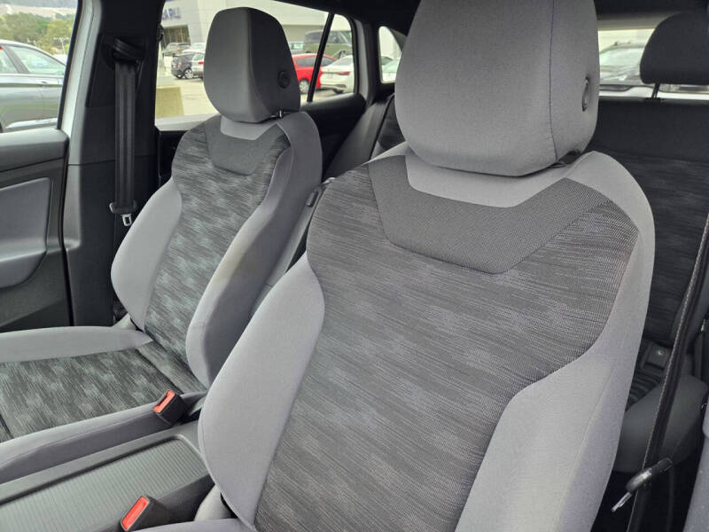 2022 Volkswagen ID.4 Pro