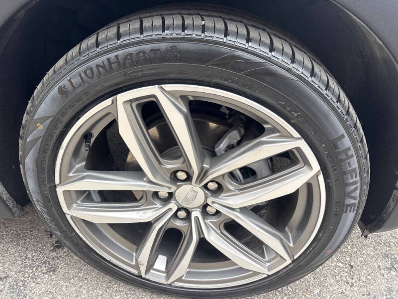2023 Cadillac XT4 Sport