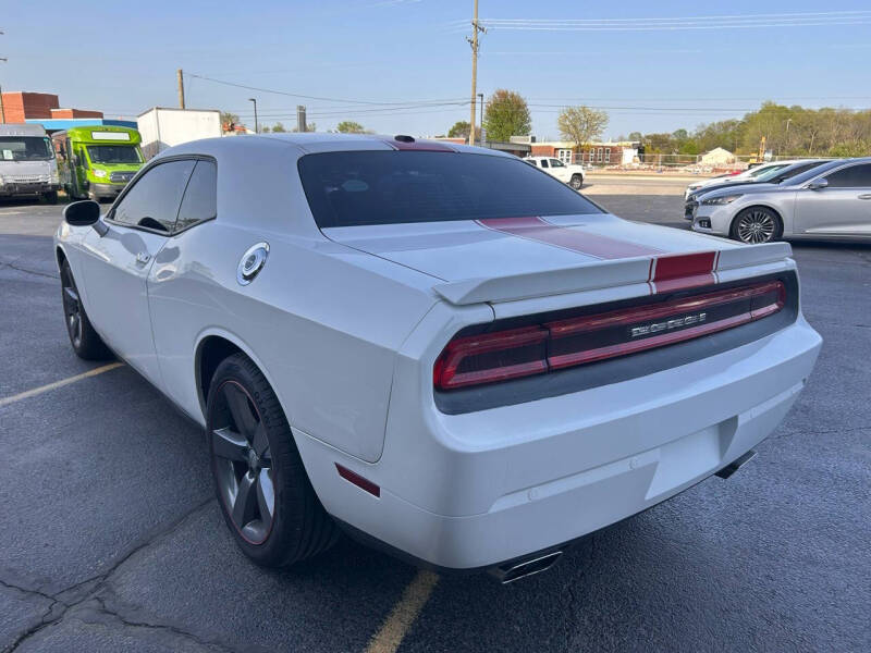 2014 Dodge Challenger SXT