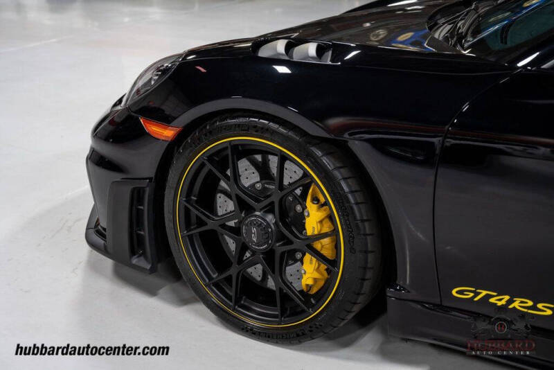 2023 Porsche 718 Cayman GT4 RS