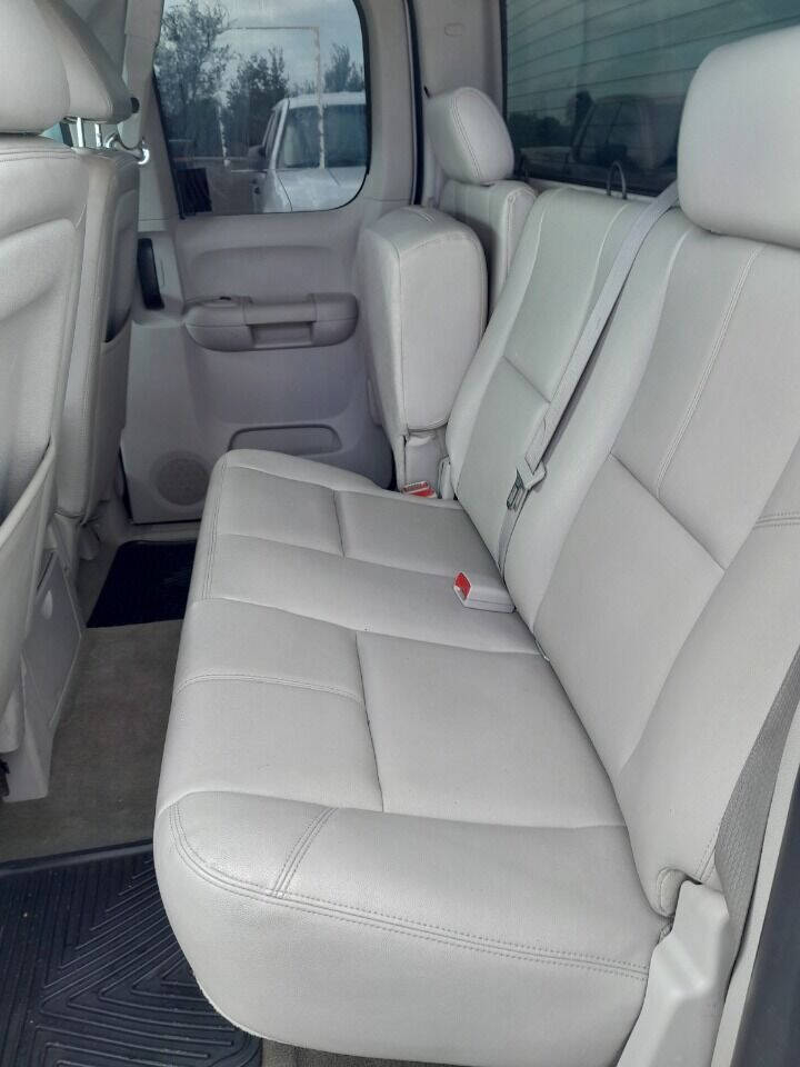 2012 GMC Sierra Pickup - $9,950