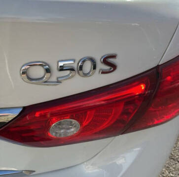 2015 Infiniti Q50 Sport