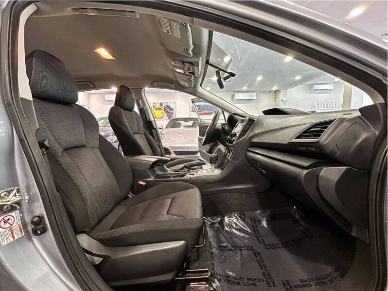 2017 Subaru Impreza 2.0i