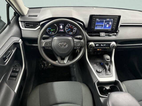 2021 Toyota RAV4 Hybrid LE