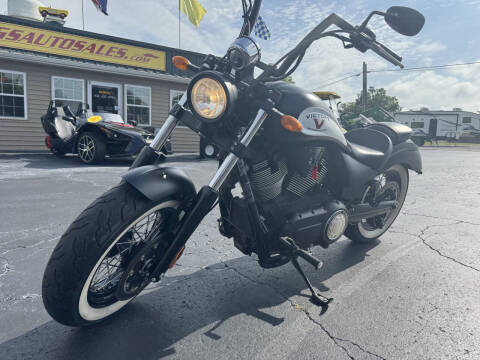 2016 Polaris Victory