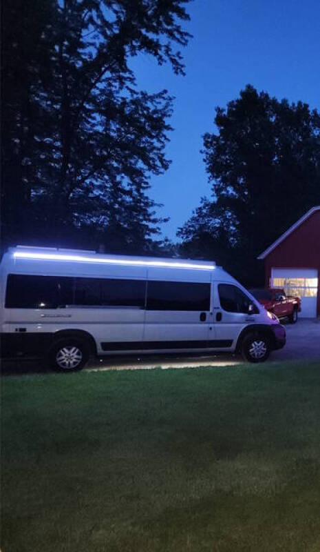 2022 Thor Motor Coach Sequence 20K