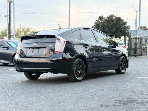 2015 Toyota Prius Two