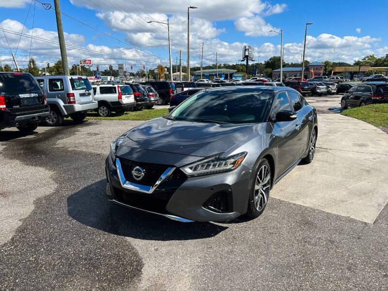 2020 Nissan Maxima SL's photo