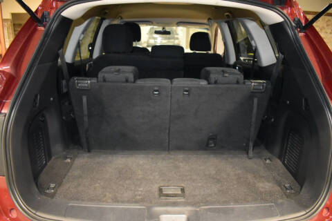 2015 Nissan Pathfinder SV