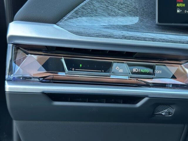 2023 BMW 7 Series 760i xDrive