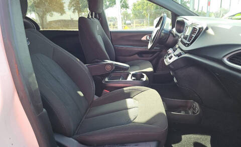 2020 Chrysler Pacifica Touring